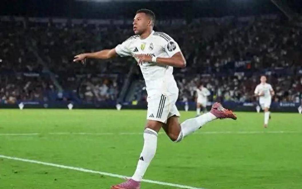 包含Rookie焦点对战，姆巴佩与70激战拜仁分钟，领先优势明显胜负难料！气势如虹延续的词条