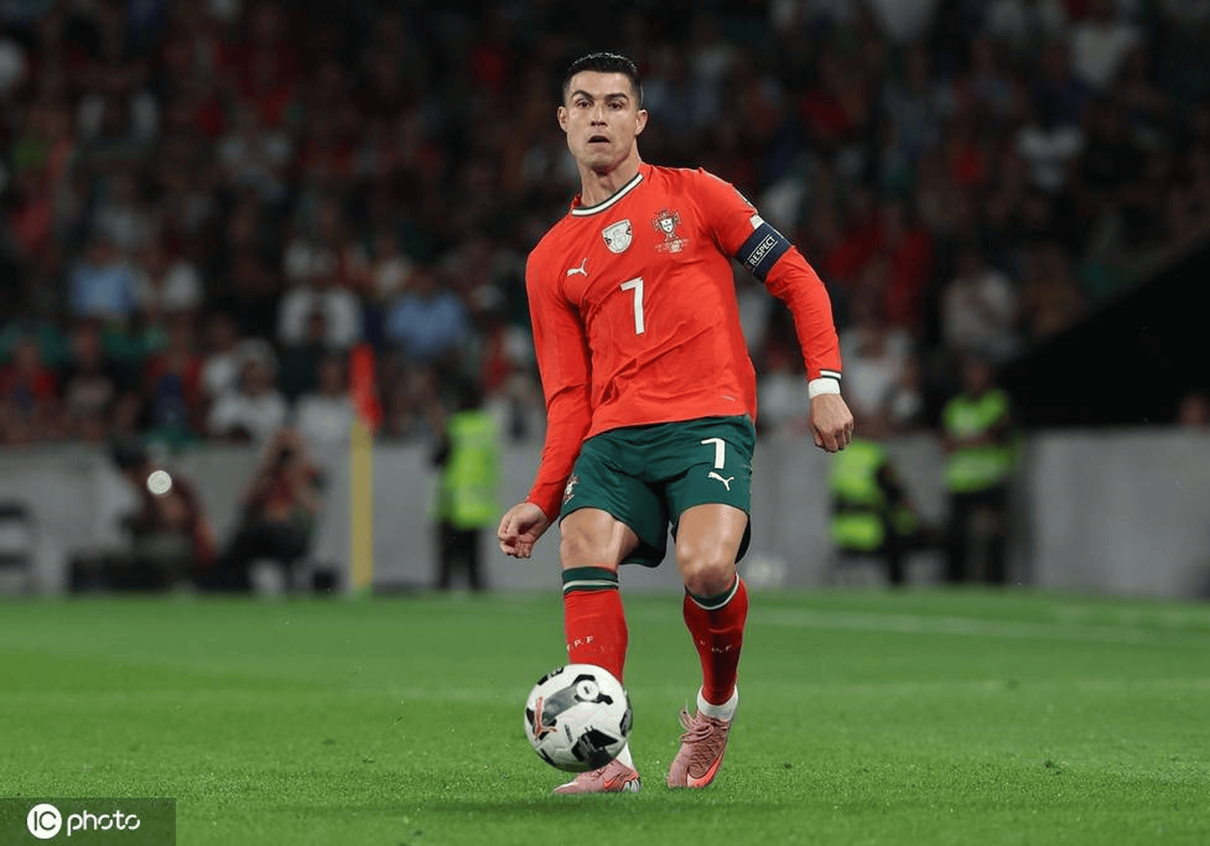 C罗新星战术调整表现惊艳,皇家马德里未来可期!的简单介绍 C罗新星战术调整表现惊艳,皇家马德里未来可期!的简单介绍